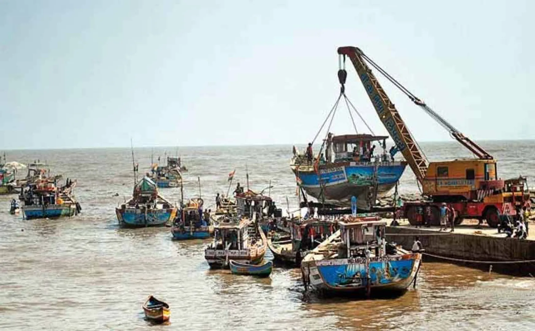 "It is illegal for Indian fishermen to cross the border" - Sri Lankan Fisheries Minister