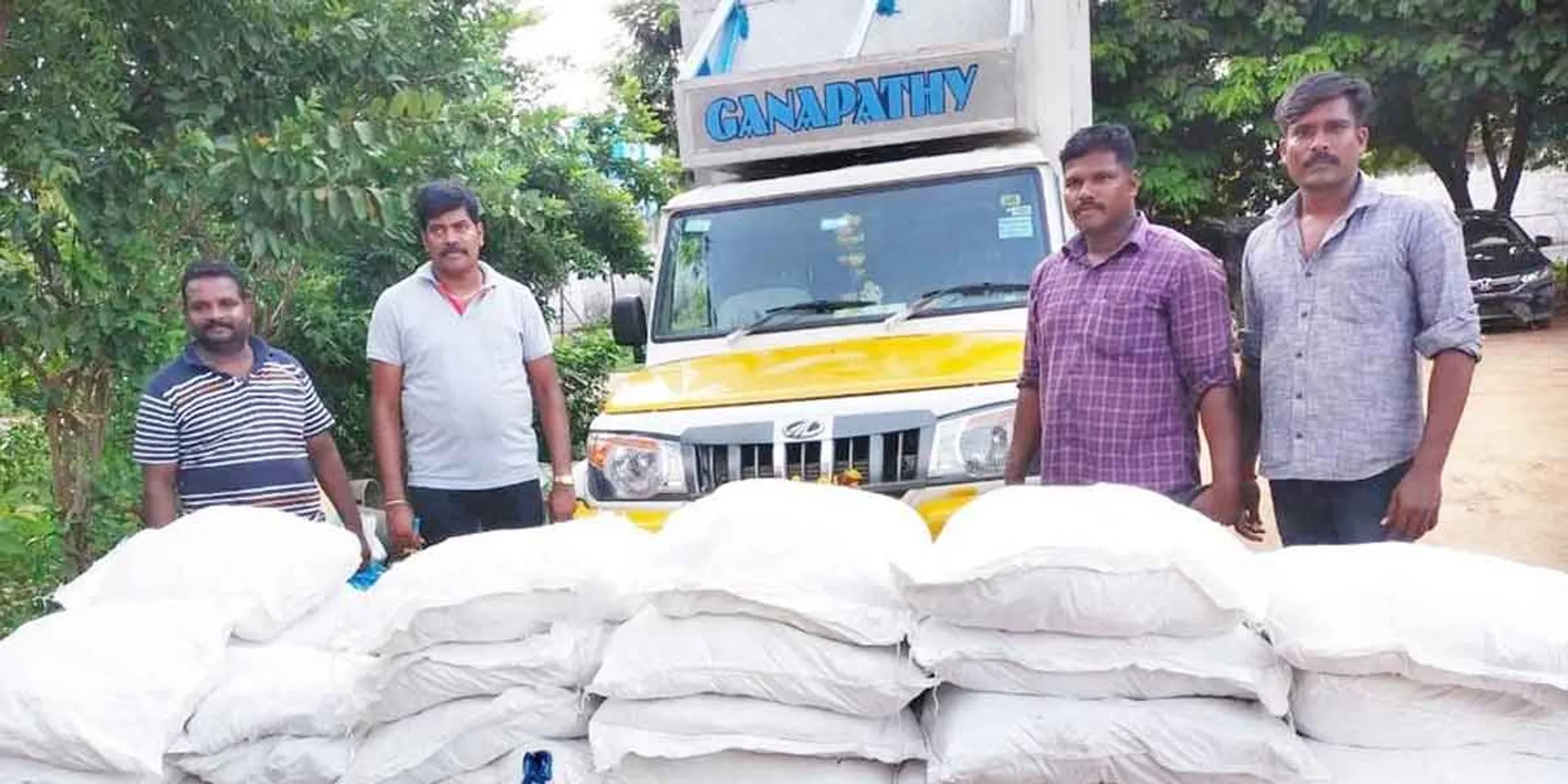  1.5 tons of Gutka smuggled in a secret room in the car!