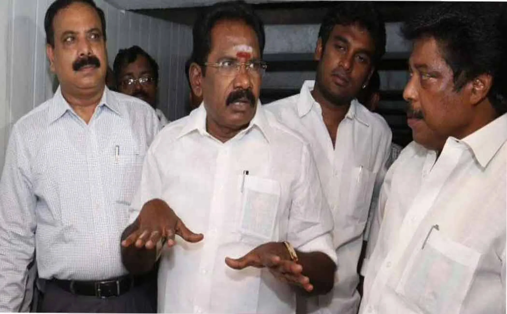 "AIADMK can't do anything no matter how many opposition it gets" - Sellur Raju