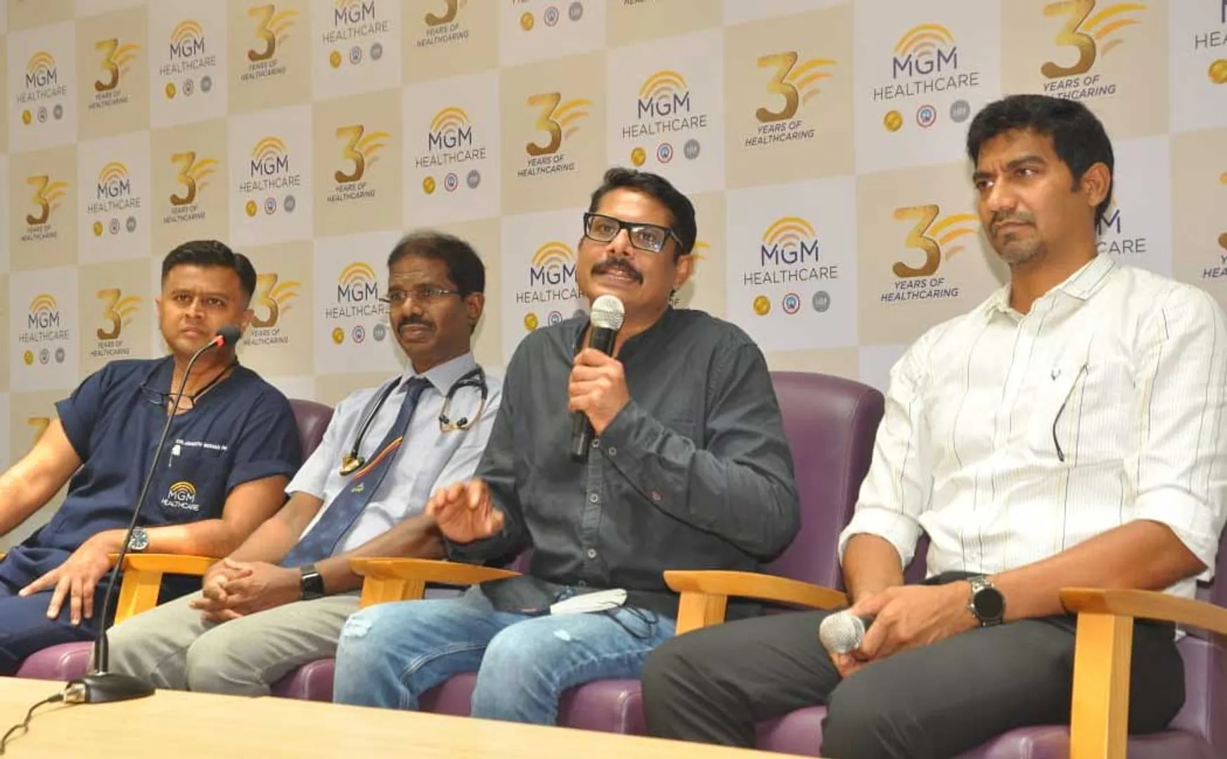 manoj bharathiraja explained about his father bharathiraja health condition 