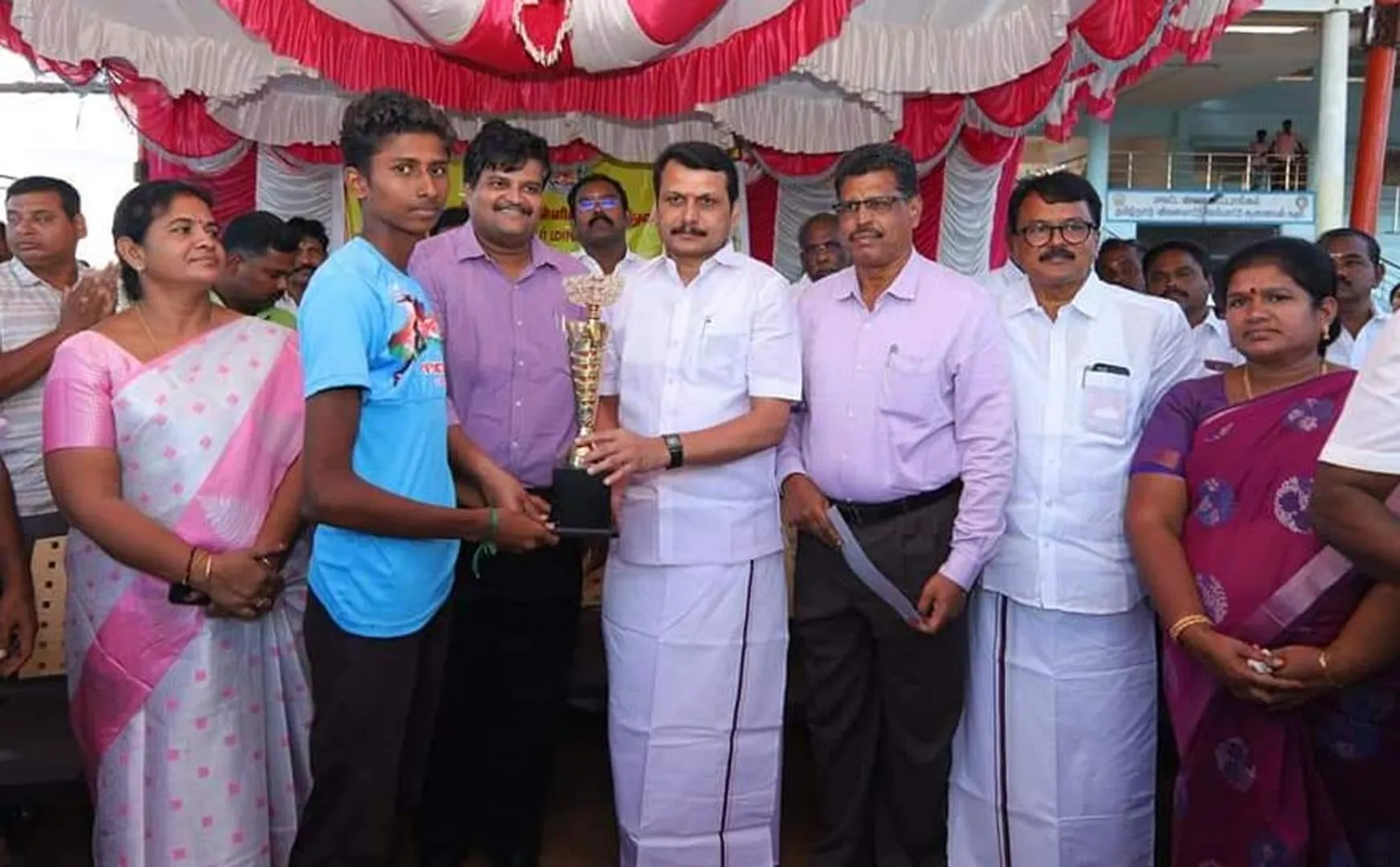 Minister Senthil balaji prizes winners athletics competition Karur