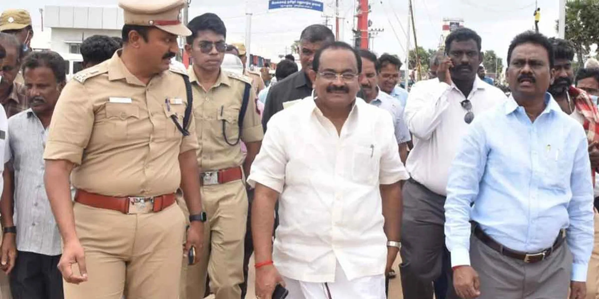  Minister Chakrapani inspected the Dindigul travel arrangements of M.K.Stal!