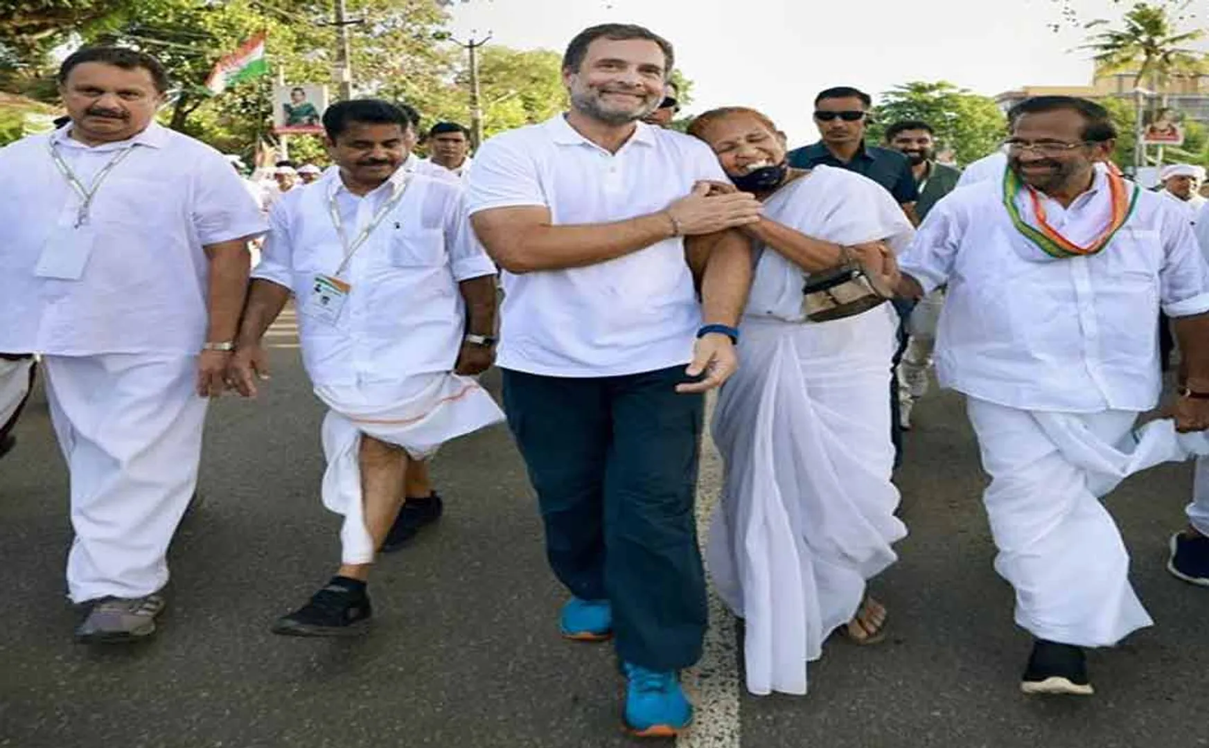 "Let them allow"; Rahul scolded the security officials for the woman who ran away