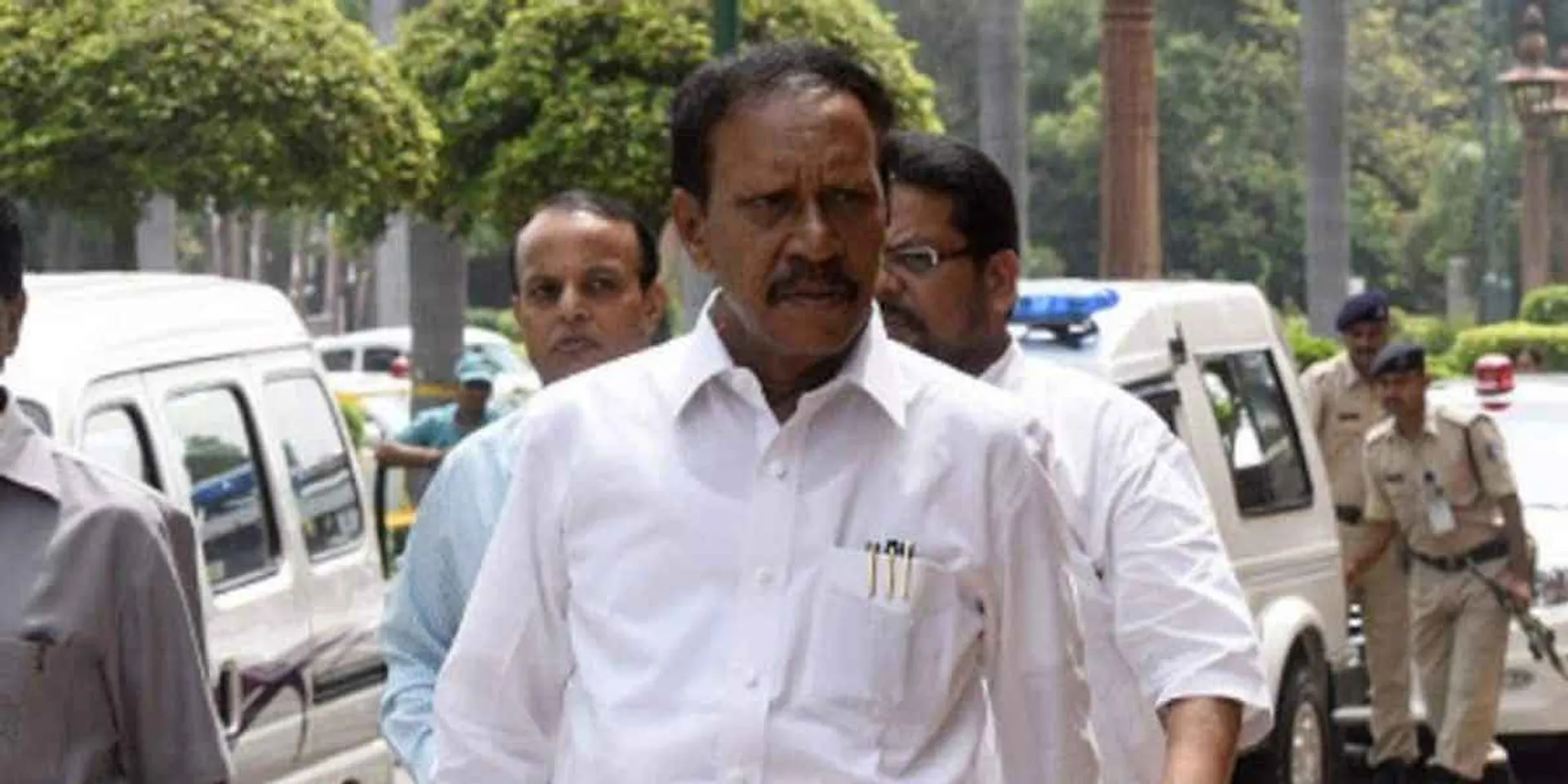  "How is this only acceptable...?" - ADMK Thambidurai question!