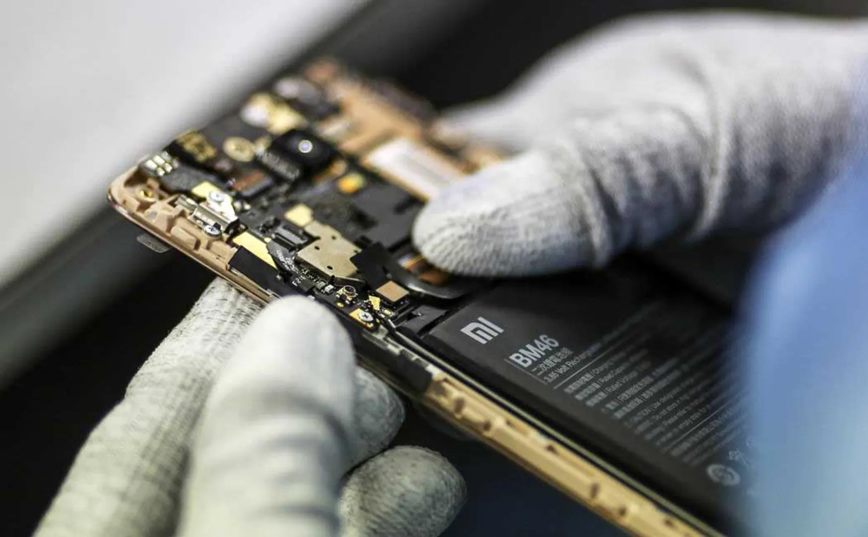 4.4 crore smartphones exported from April-June!