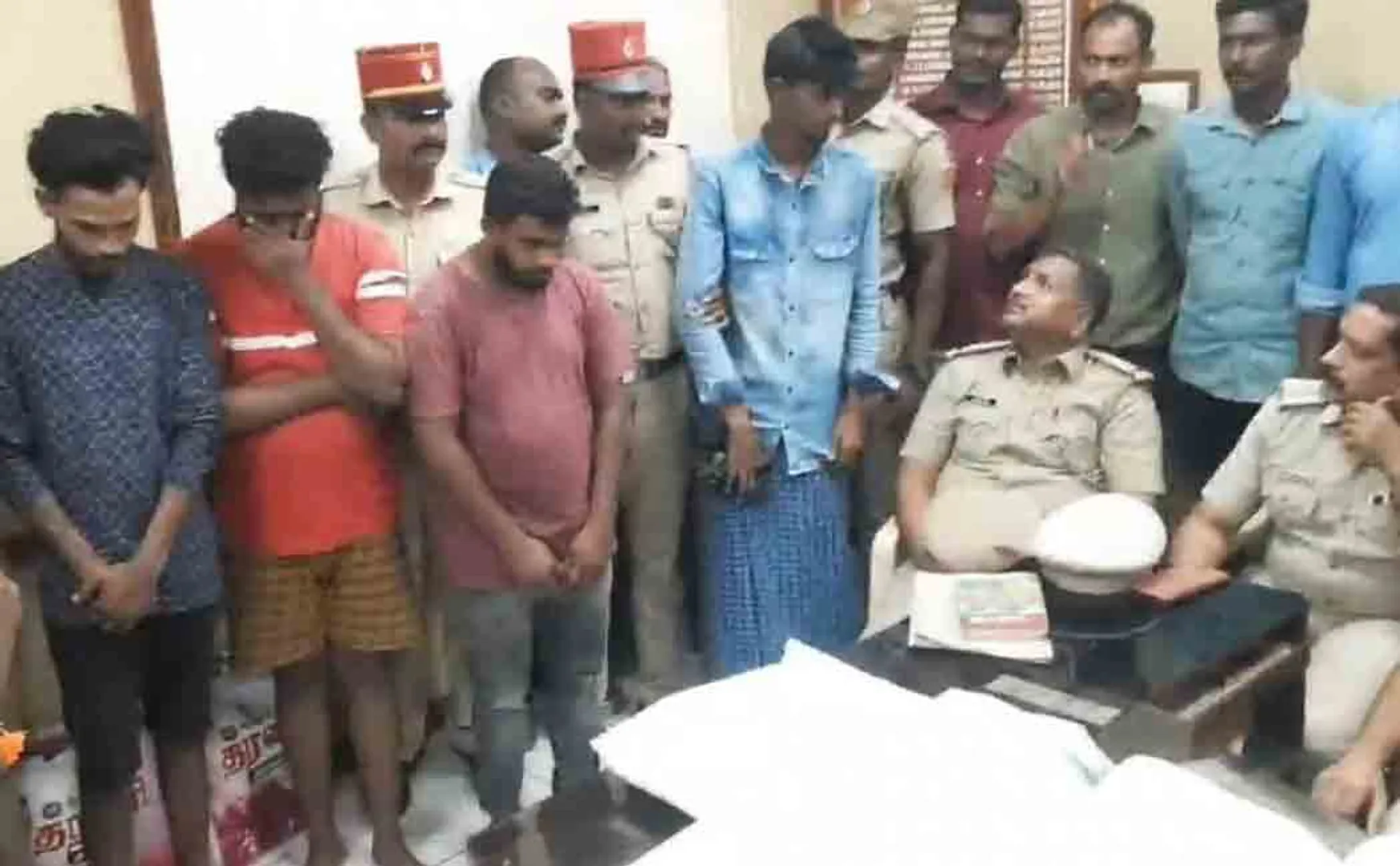 3 people were arrested for 15 kg cannabis 