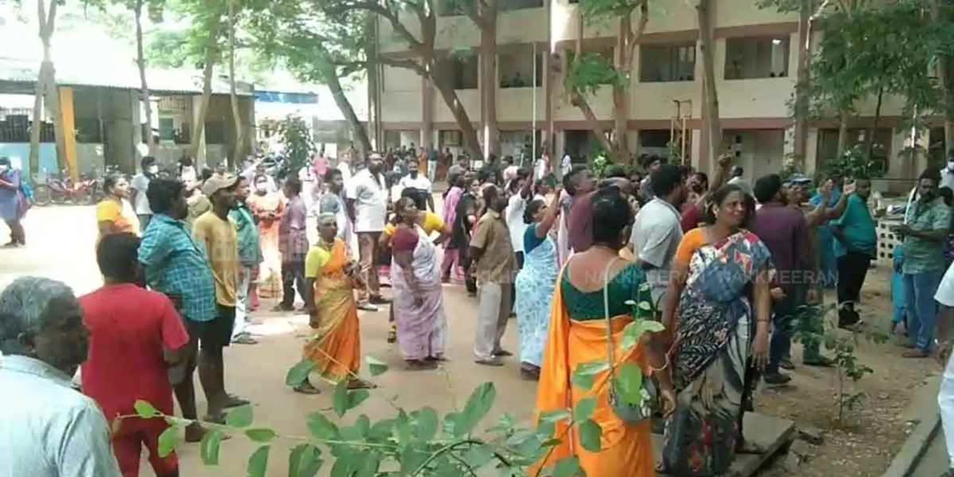 Clash between girl students of two govt schools