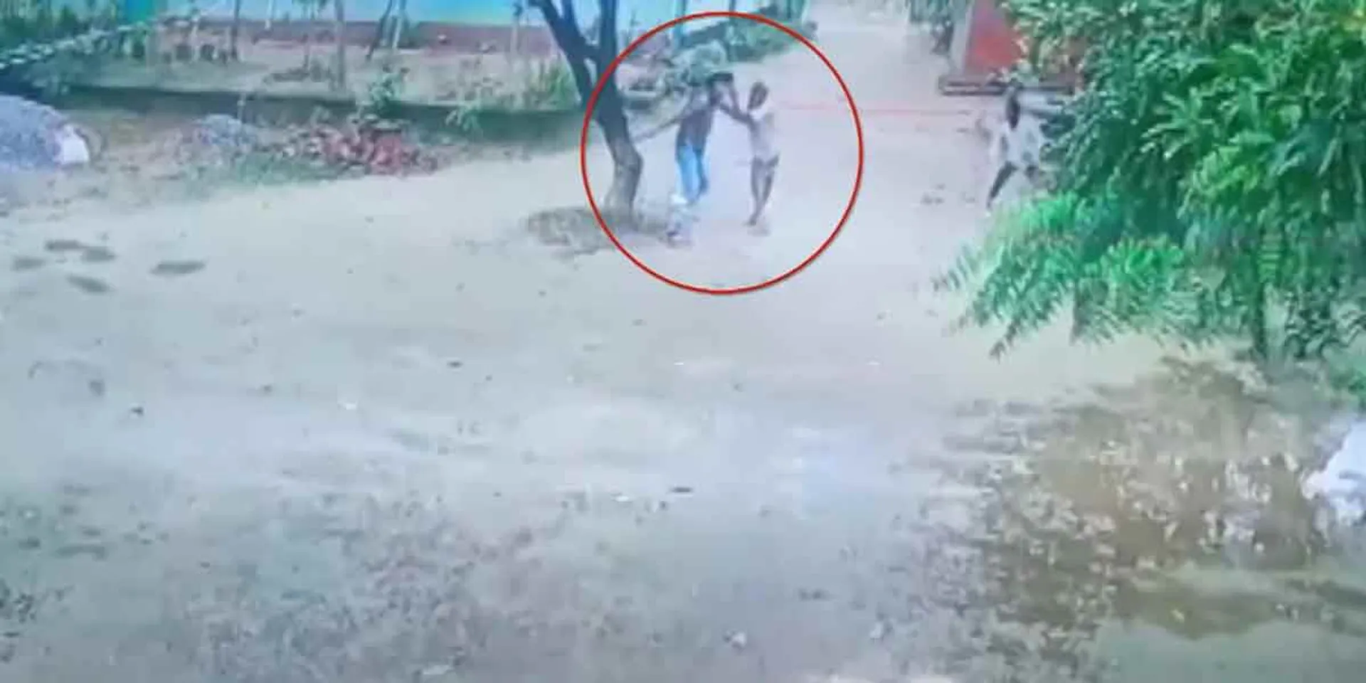 Class 10 student who shot the headmaster with a country gun... viral video