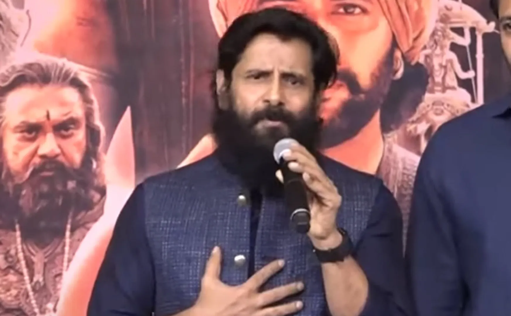 vikram request theatres owners ponniyin selvan 