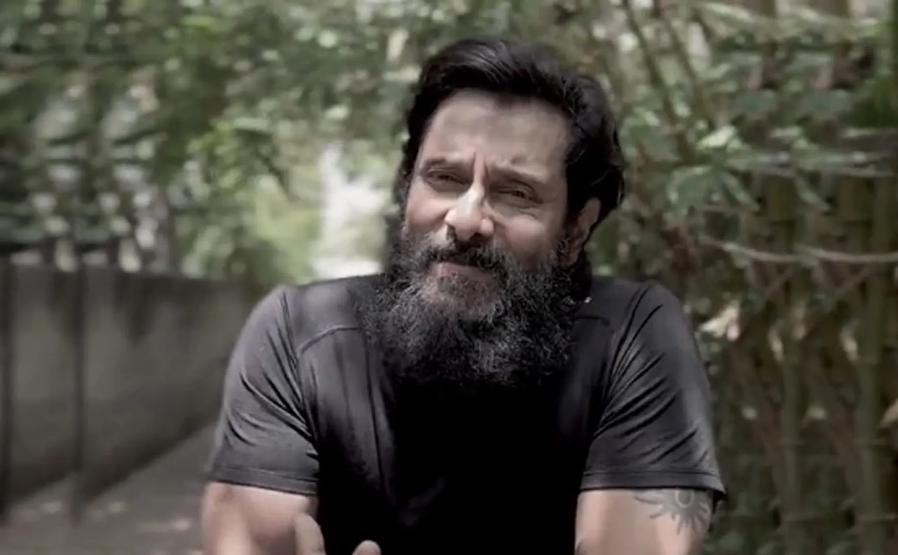 vikram happy ponniyin selvan movie reviews