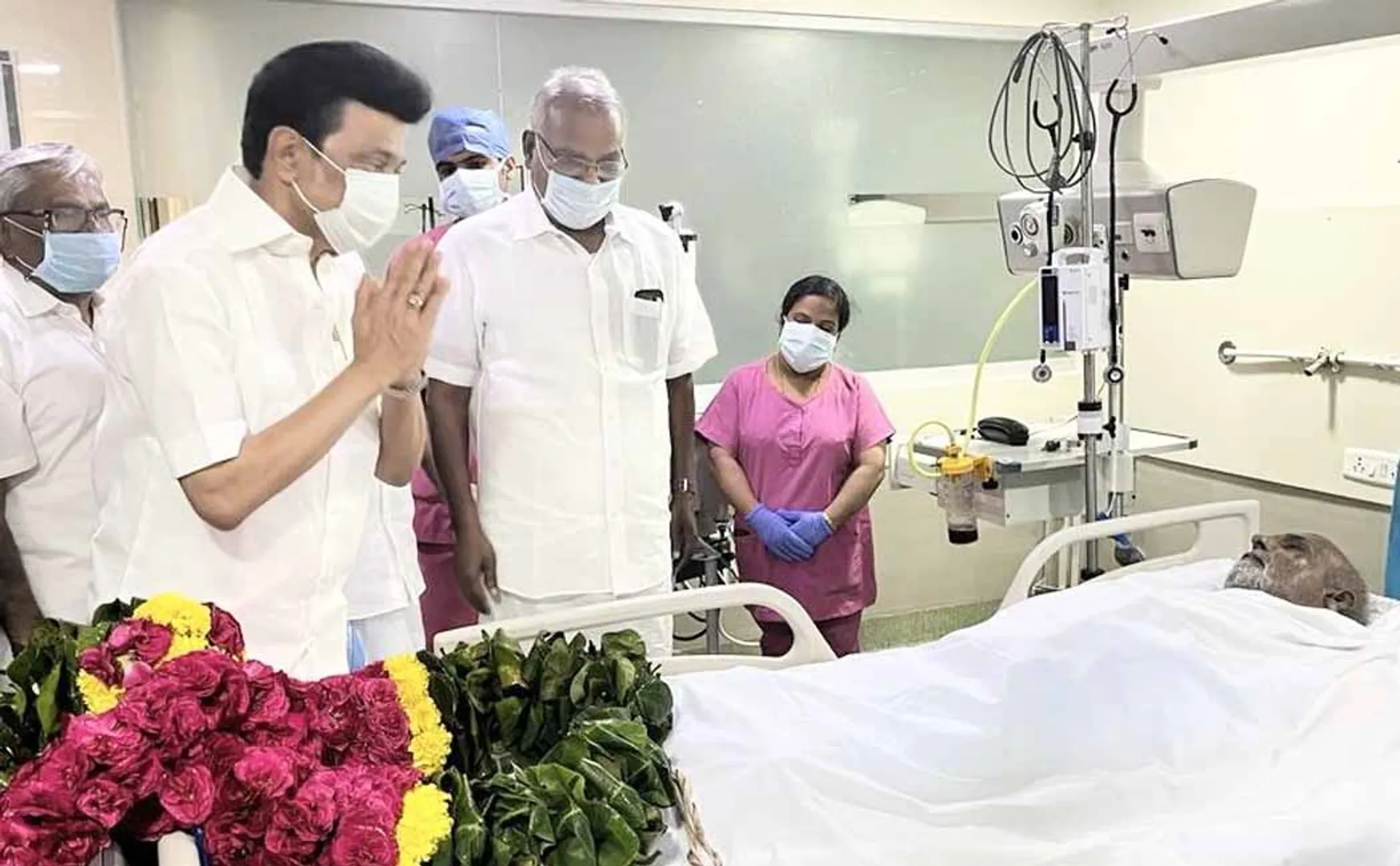 Chief Minister M.K.StalIN pays homage to the body of Kodiyeri Balakrishnan!