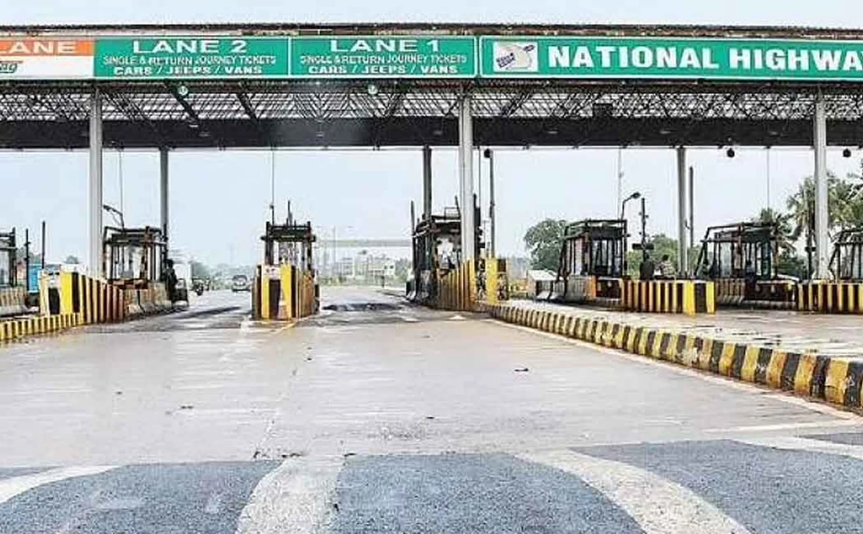 Govt to provide security to toll booths - High Court orders