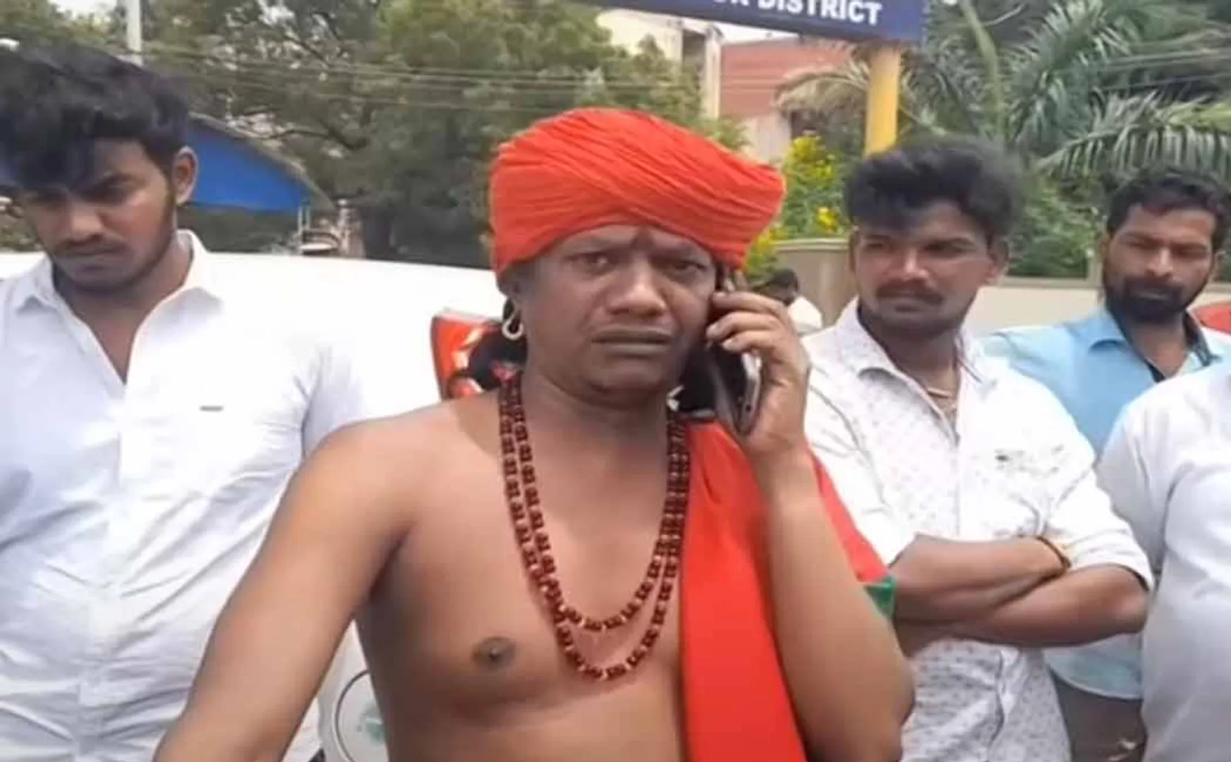 baskaraanadha cry for his aashrama 