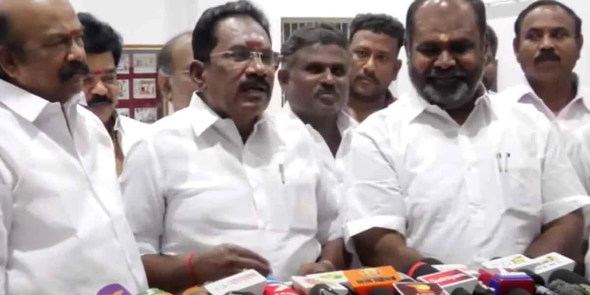  "He won't even tear his shirt... We won't come to the streets"-Sellur Raju interview