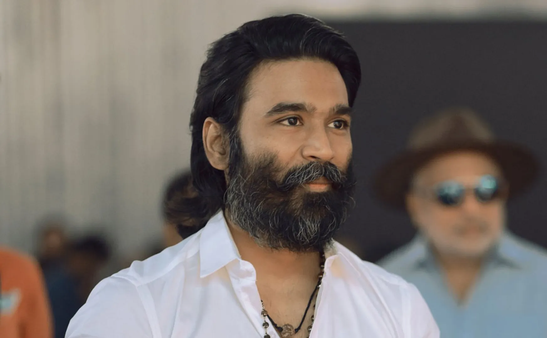 dhanush praises kannada movie kantara 