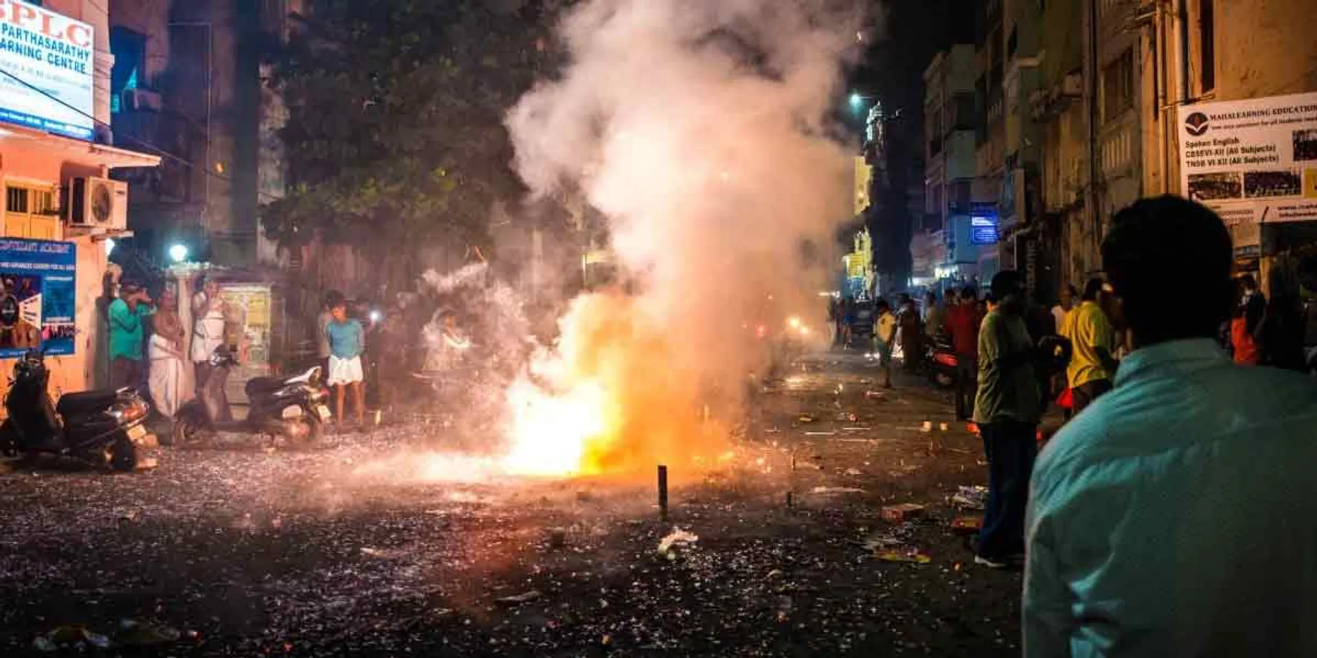 Diwali celebration; 163 case.. 280 fire accident!