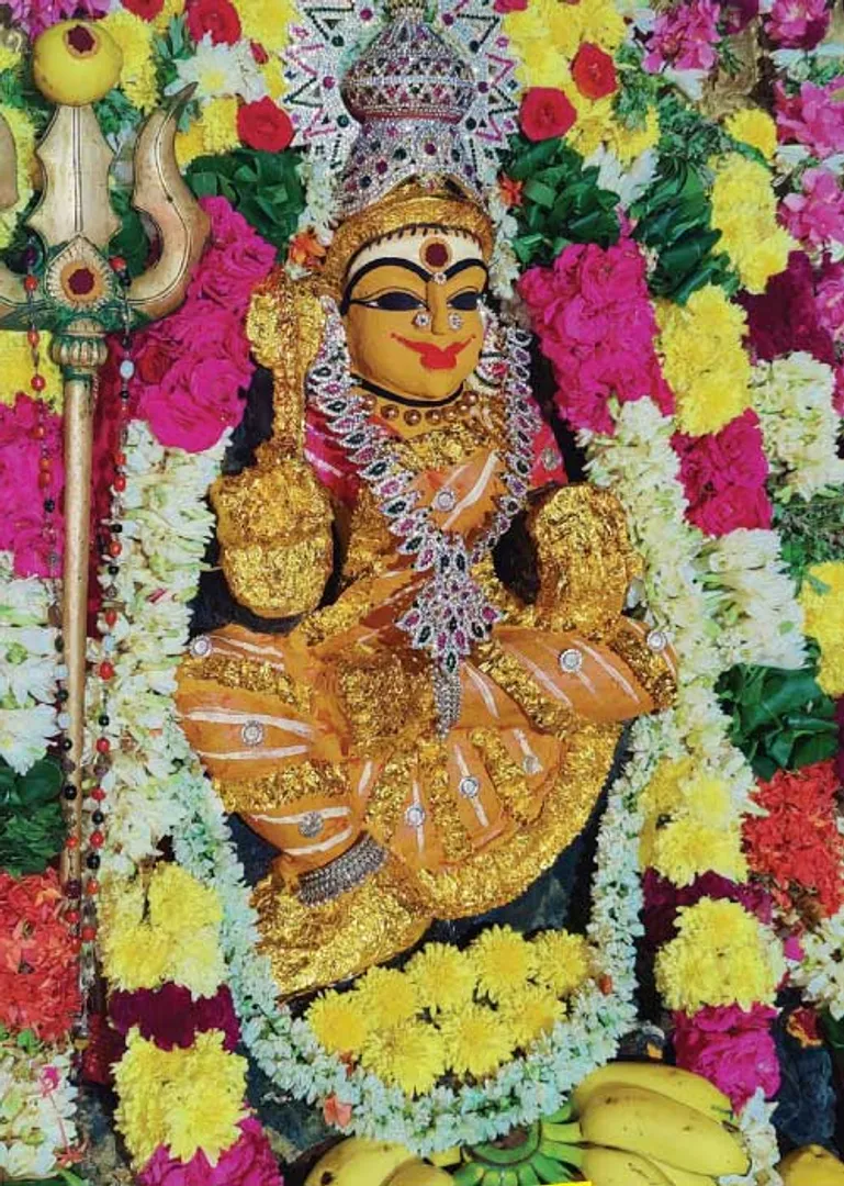/idhalgal/om/mukkulathi-amman-who-mother