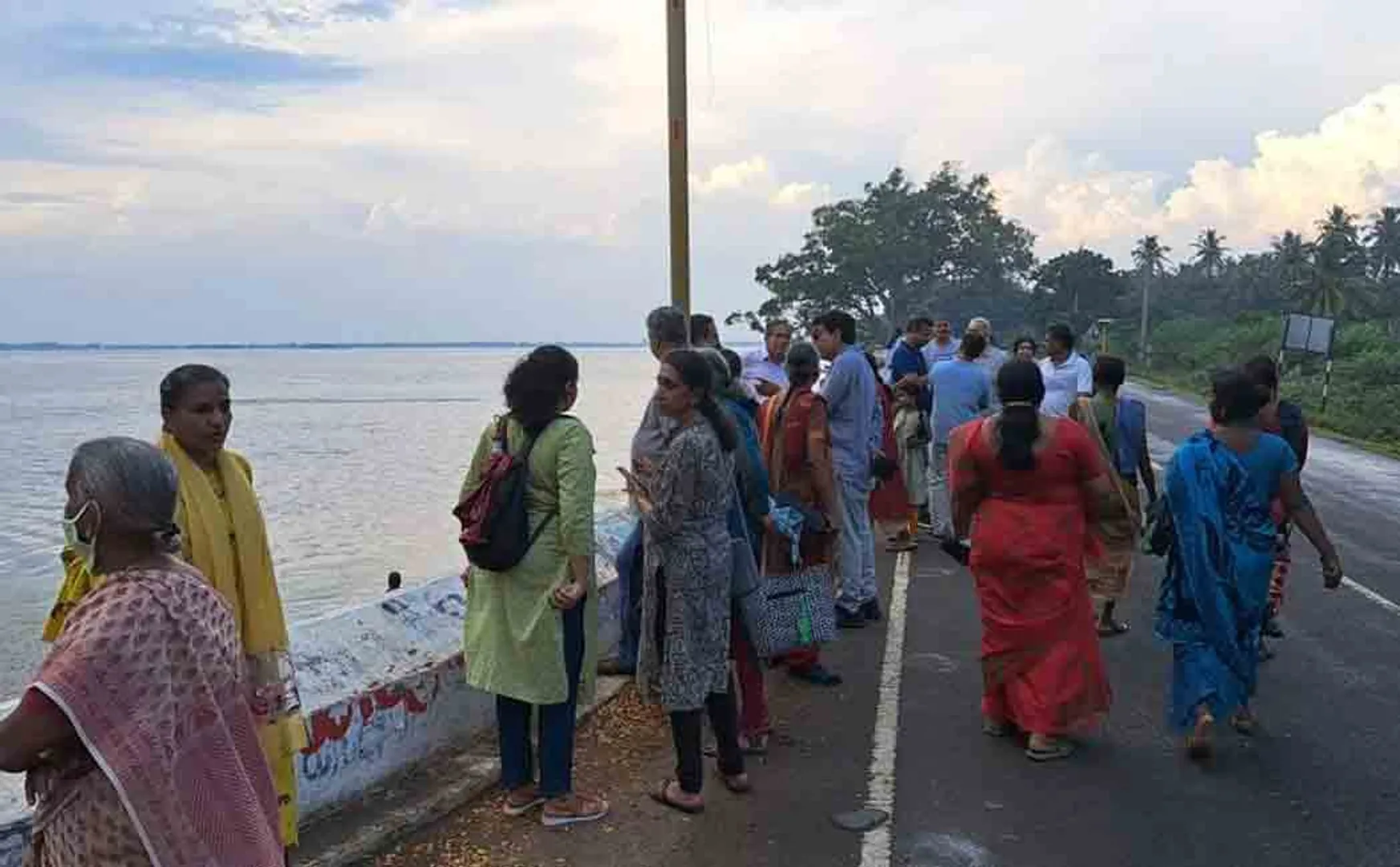 Ponni's Selvan's single path; Viranam Lake attracts tourists!