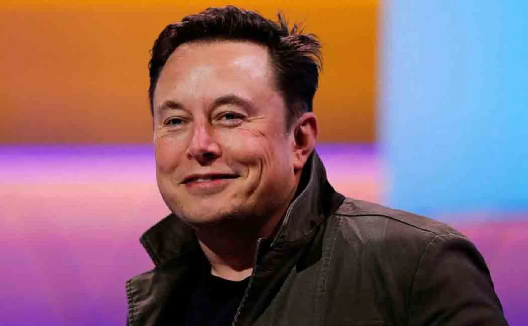 Elon Musk wants verified Twitter users to pay $8 per month