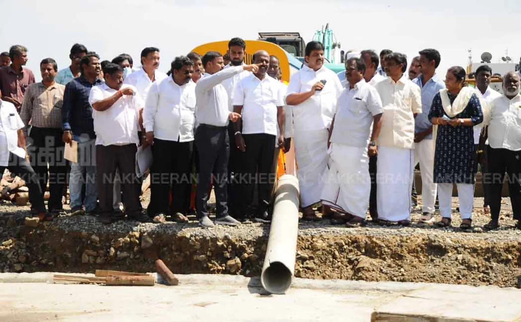 Minister Ma Subramanian inspected the rainwater canal works