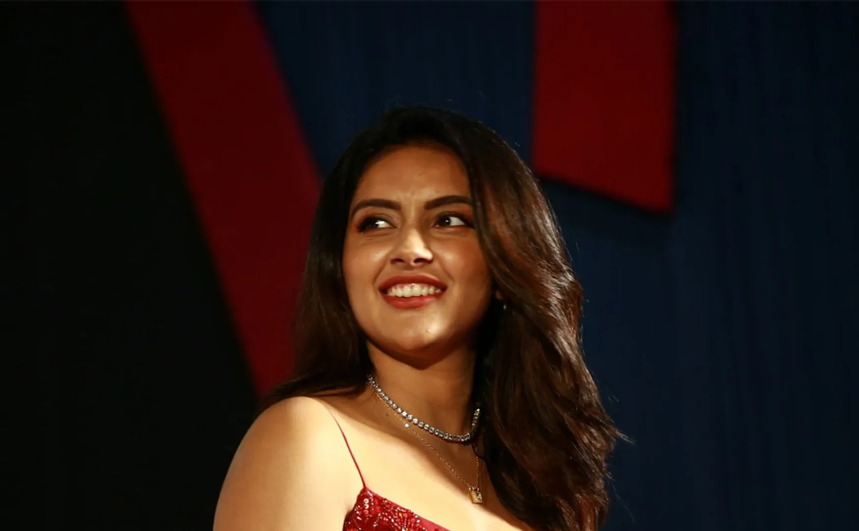 mahima nambiyar speech at naadu press meet 