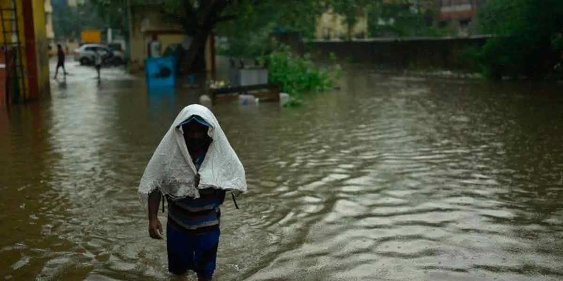 Rain water entered the VAO office