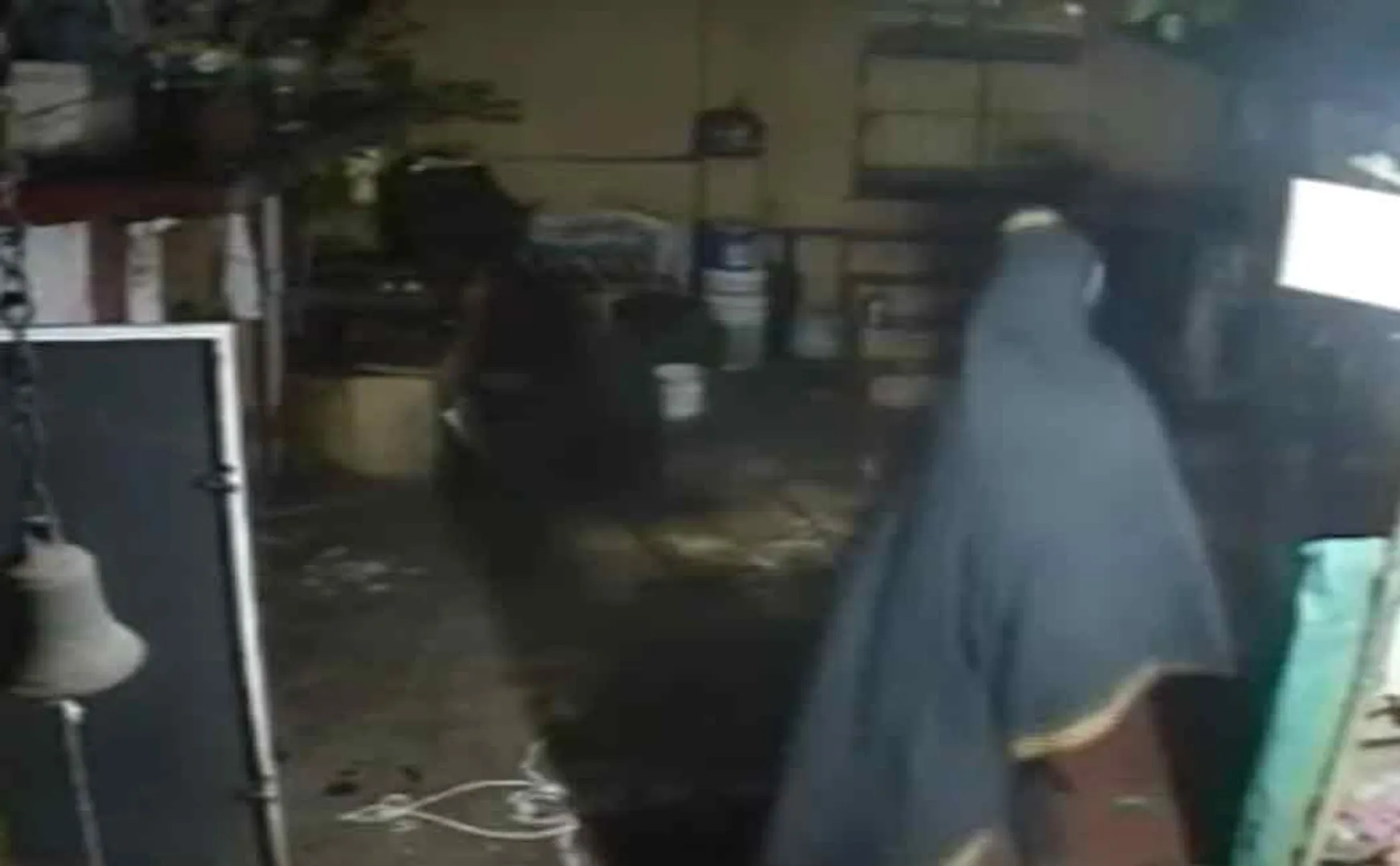 torrential rain; Increasing thefts; Police on double watch