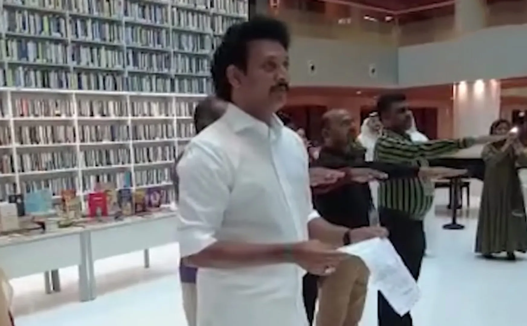 Tamil Nadu Government gifted 1000 books to Dubai library
