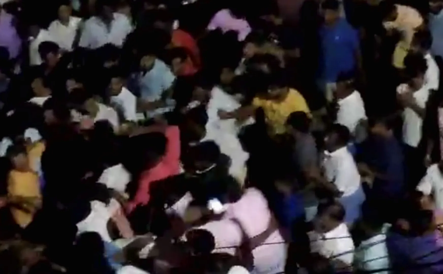 Seven people have been hospitalized due to the clash between DMK and BJP nagapattinam