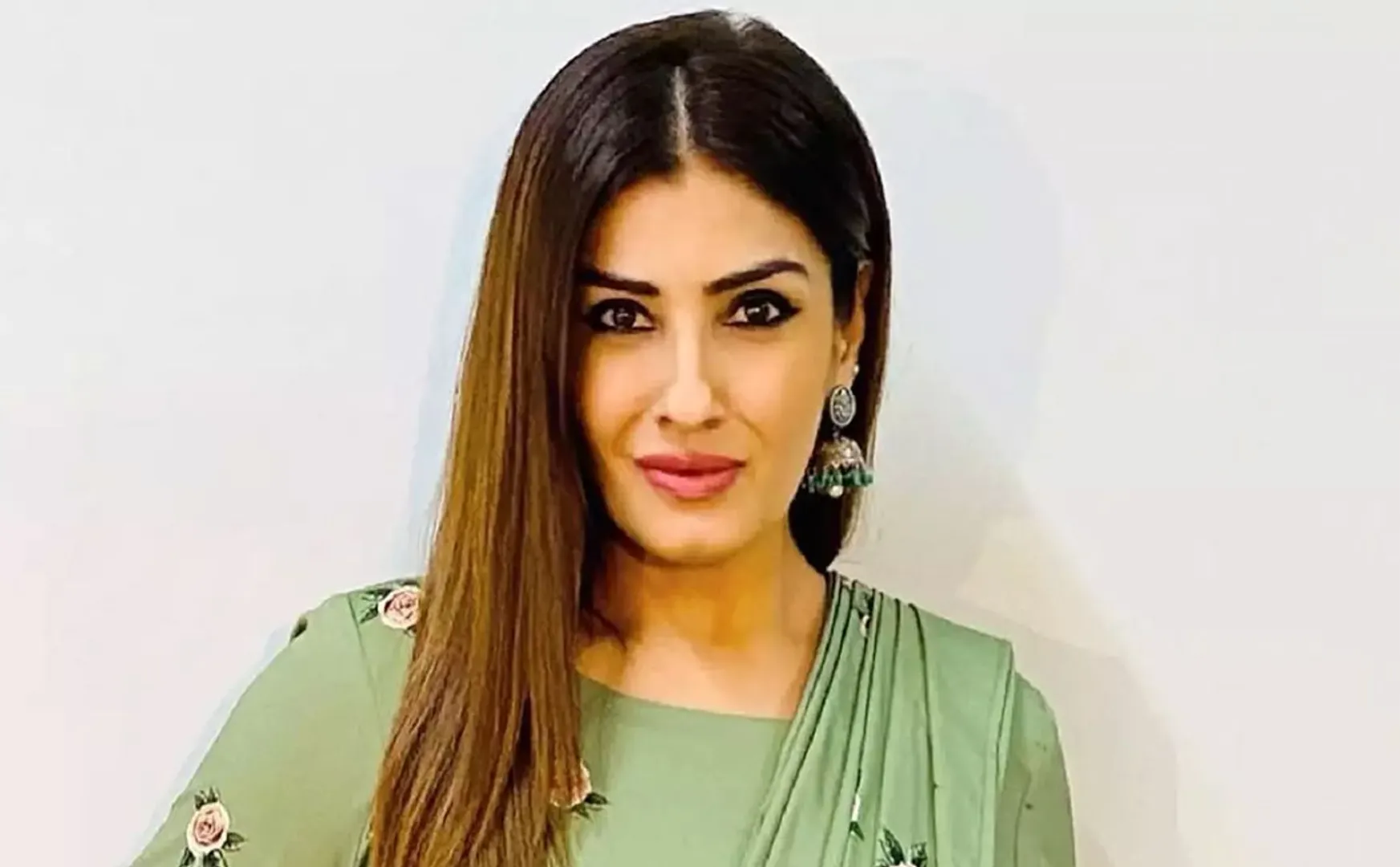 actres raveena tandon forest issue 
