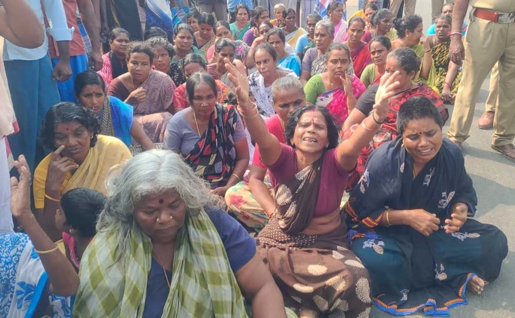 struggle for rescue of fishermen arrested by Sri Lanka Navy