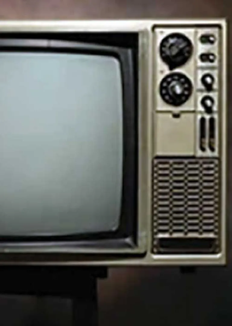 /idhalgal/eniya-utayam/new-tv-set-madavikutty-sura-tamil