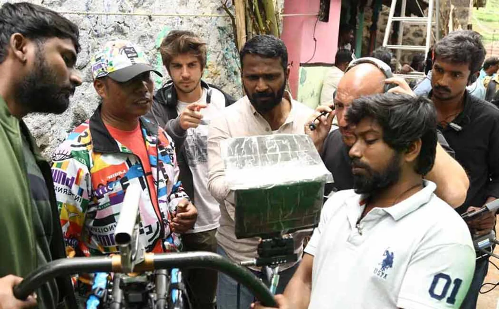 accident in vetrimaaran shooting spot 1 member passes away 