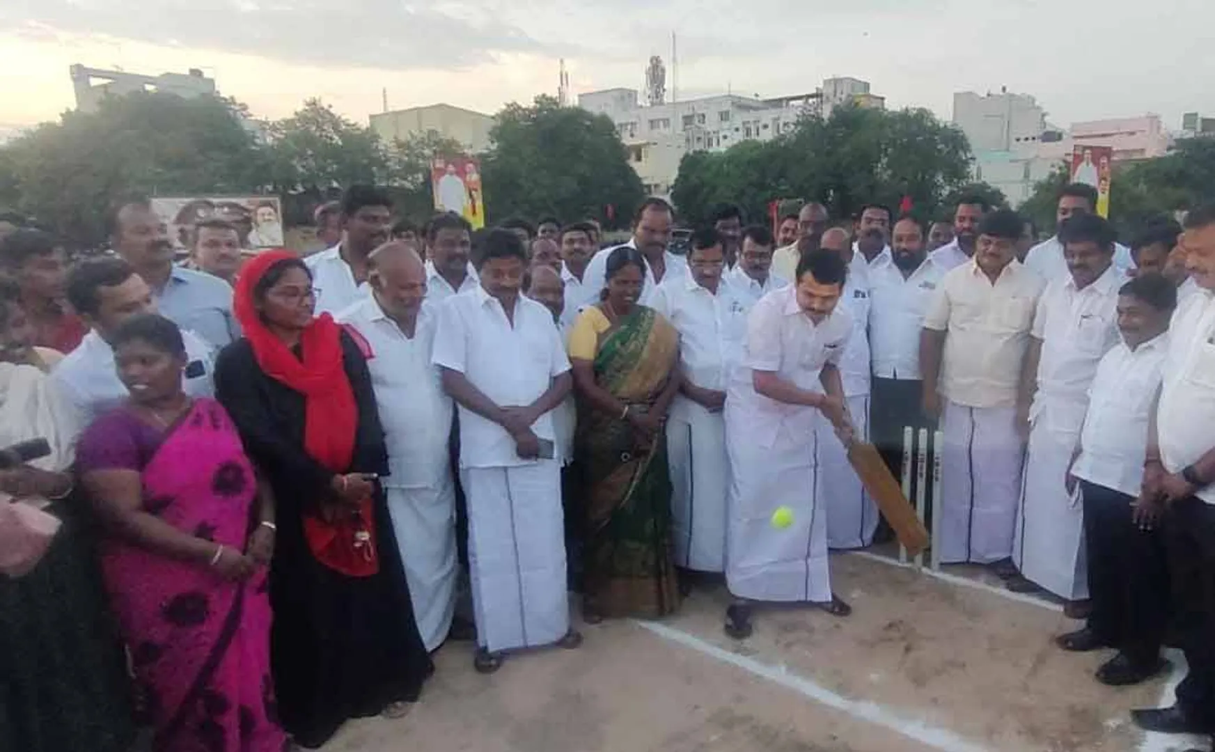 Minister Senthil Balaji started the game of cricket in Karur