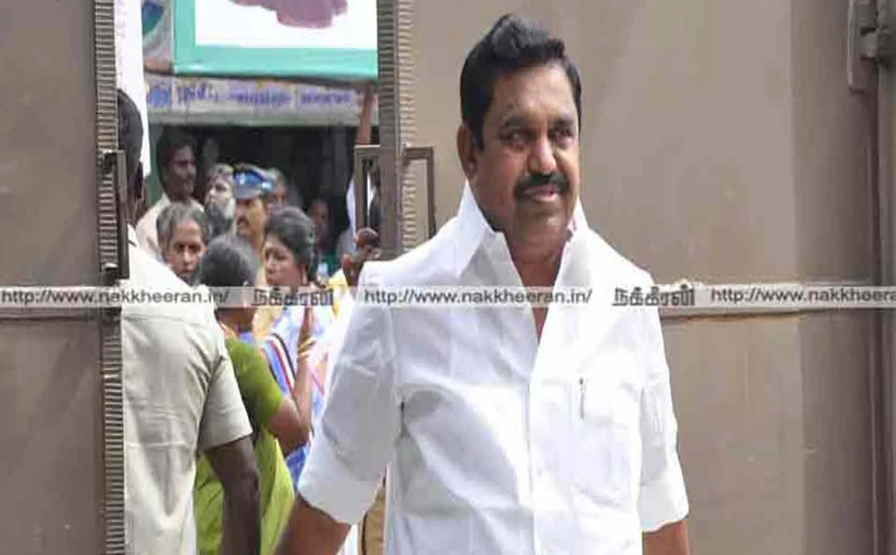 edapadi palanisamy refused to stay at delhi tamilnadu house