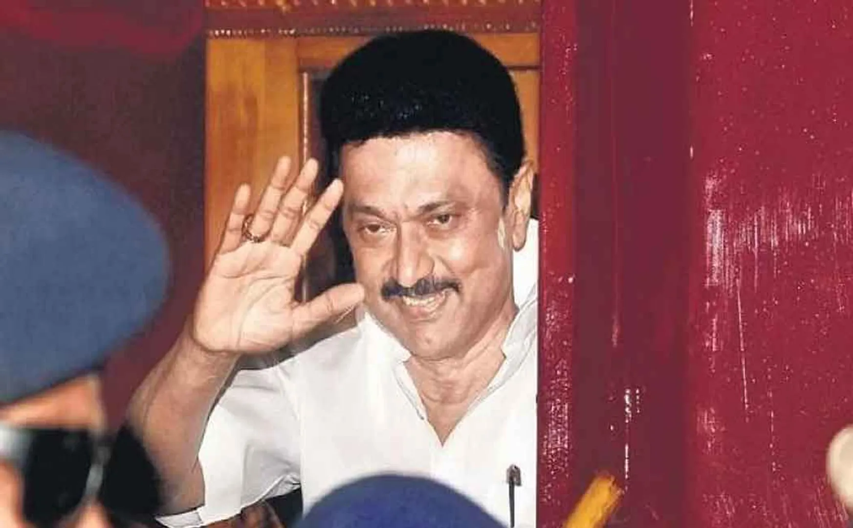 cm stalin visit tenkasi and told about 3 std student  aaradhana's letter