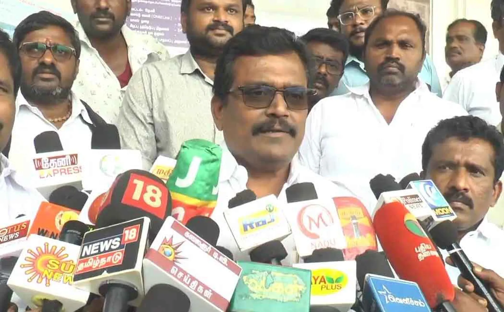 "The OPS family wants to usurp the government-owned temple" - Thanga Tamilselvan