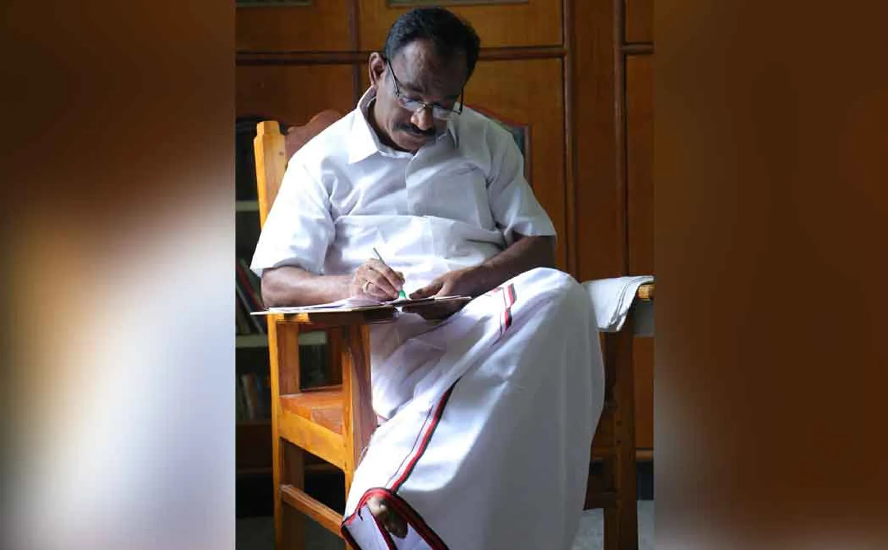 Writer Imayam request CM MK Stalin to allocate more books to library  