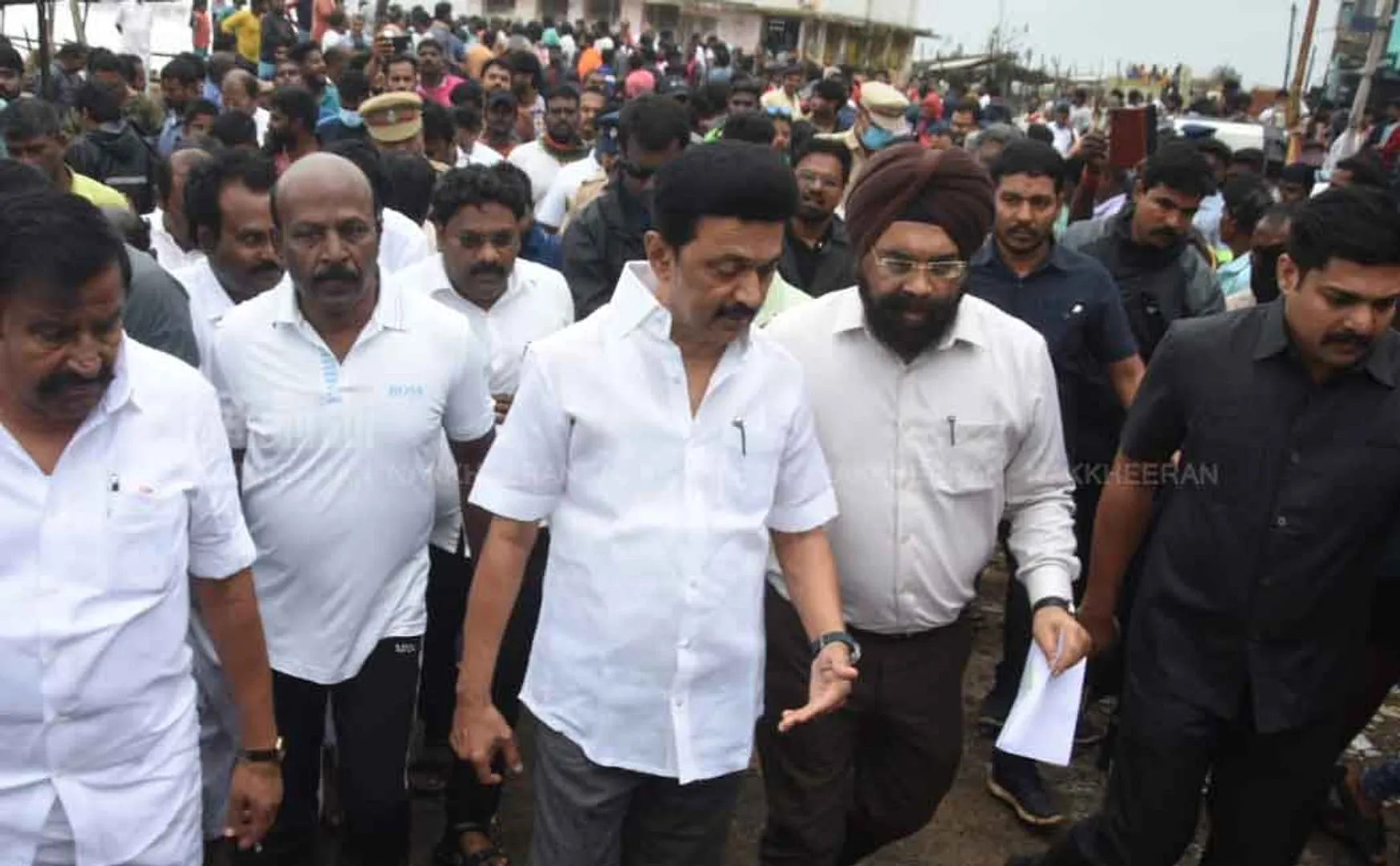 Residents of Chennai were amazed to see Chief Minister Stalin!
