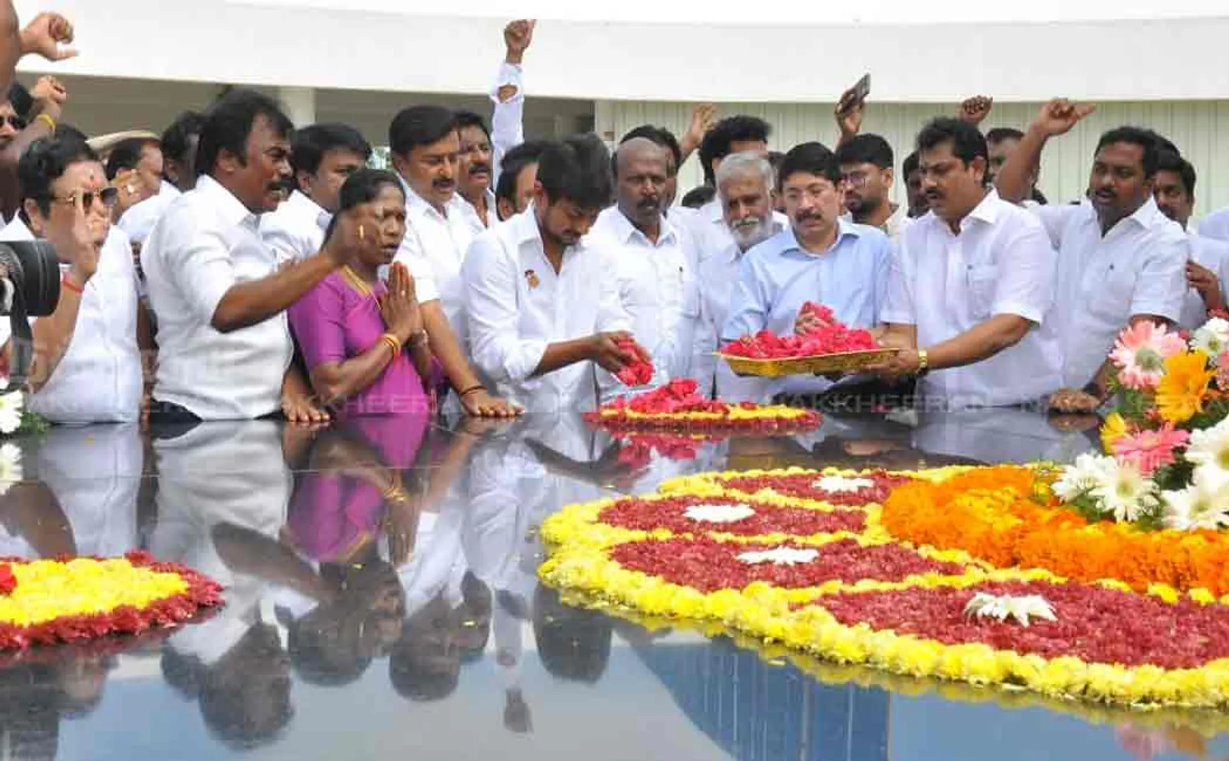 tamil nadu minister udahyanithi stalin  anna kalaignar marina beach