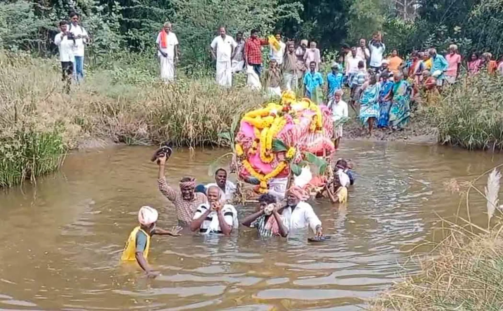 govt officer insisting building bridge but not taking action