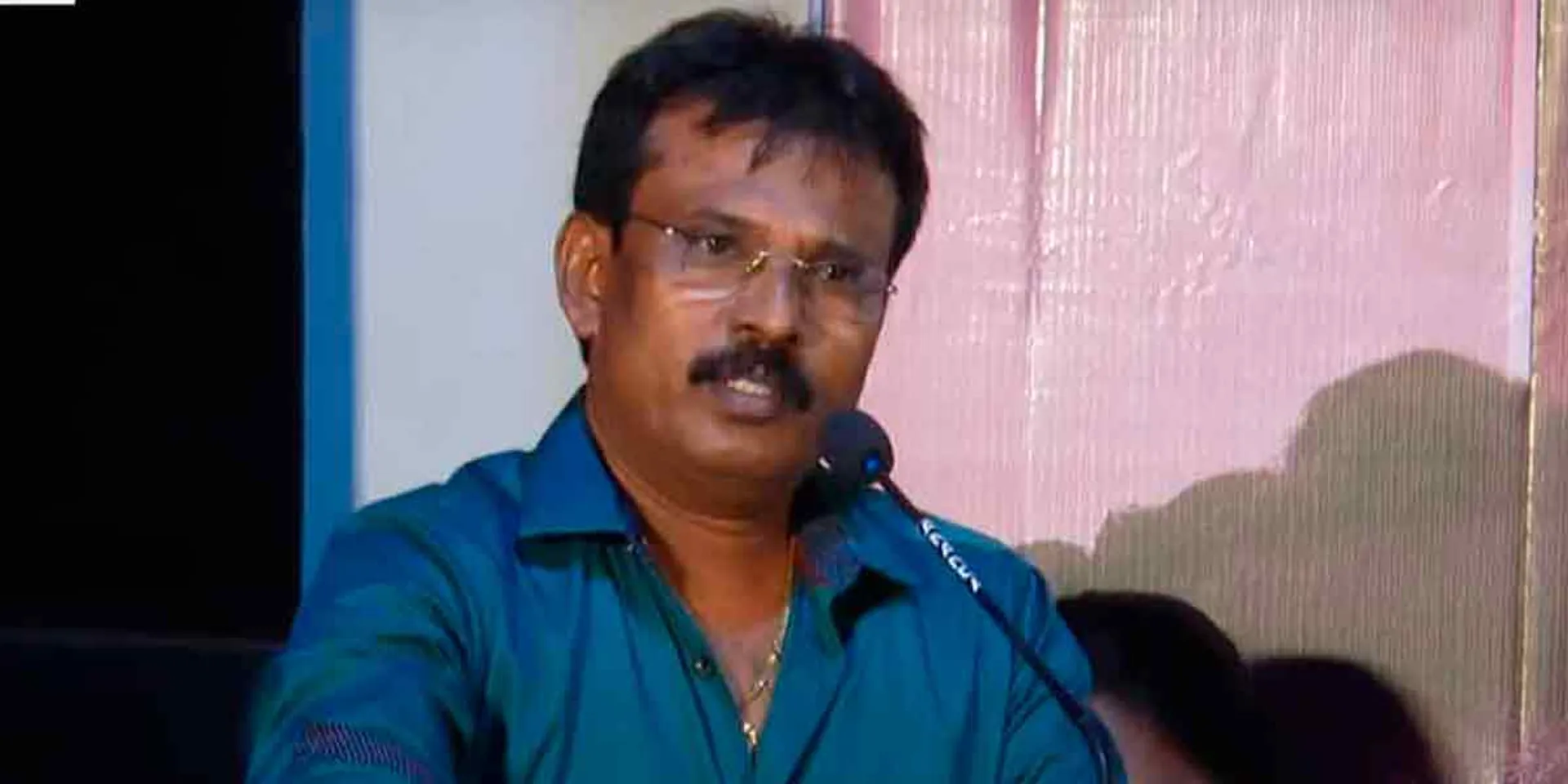 'He ignites; Heroes are equal'-Director Prameradu interviewed