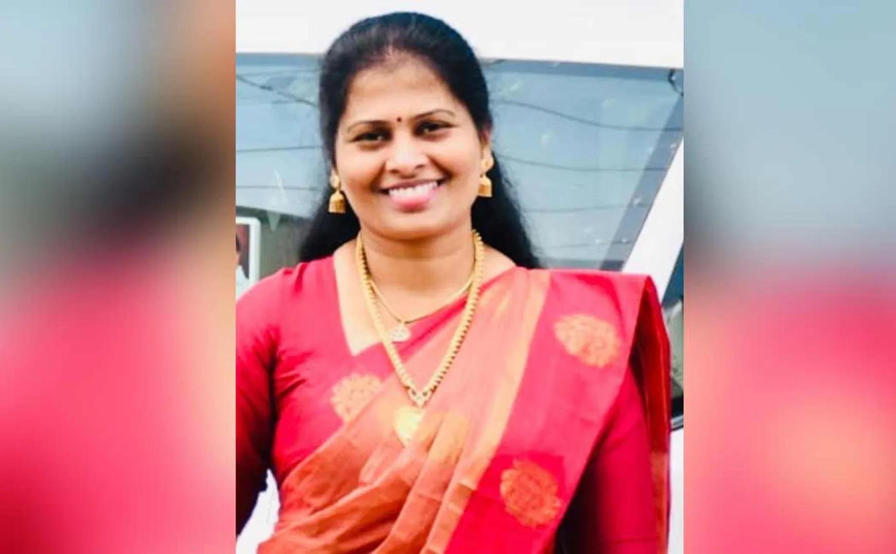 Kanimozhi MP Birthday; Saree ready in Gujarat dmk women wing Ammu Andro 