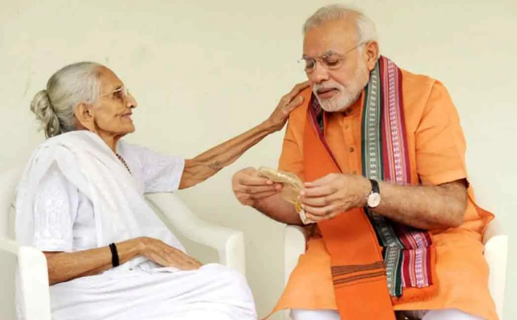 PM's mother admitted to hospital; Prime Minister who flew to Ahmedabad