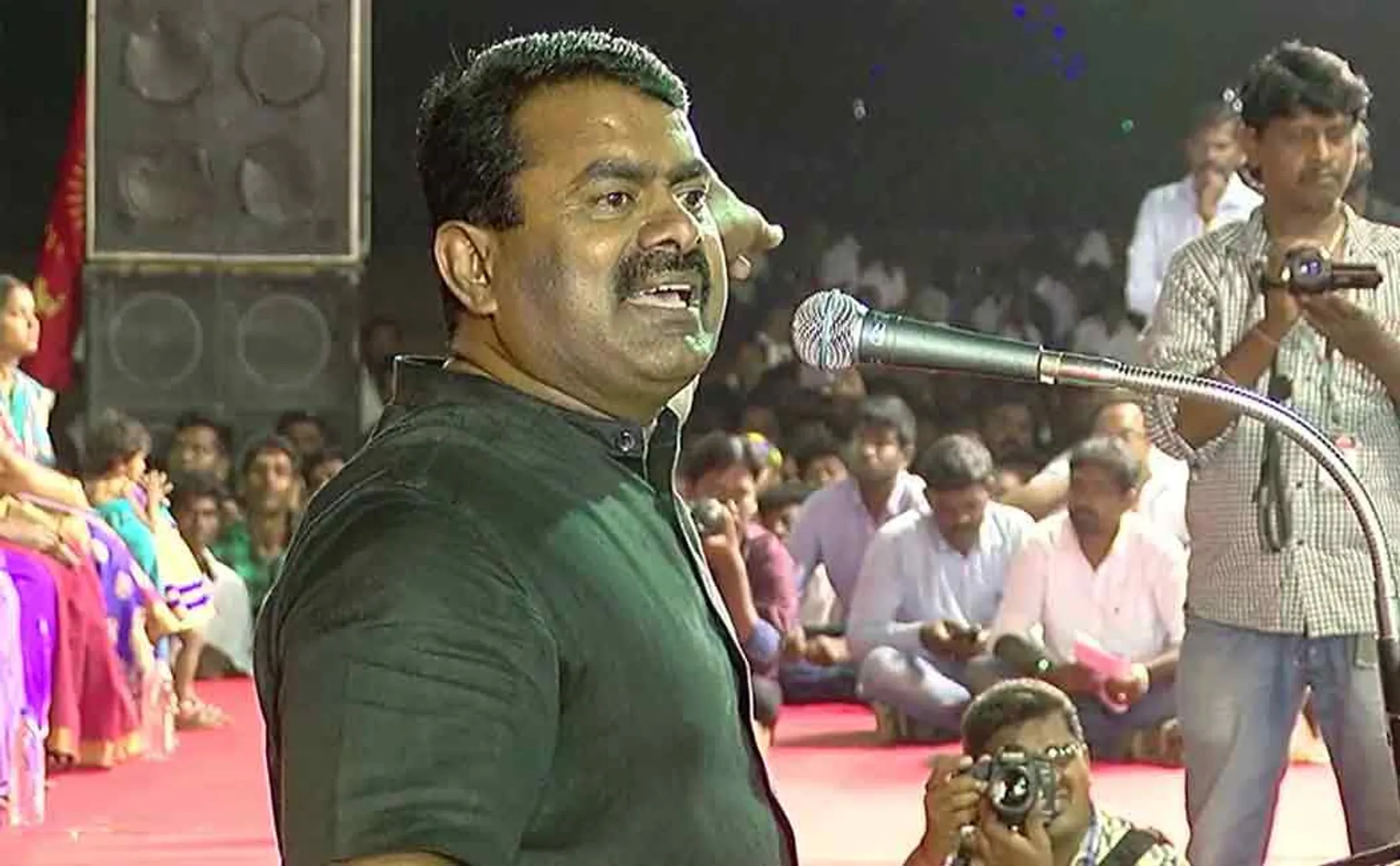 Give jobs to Tamil youth - Seeman