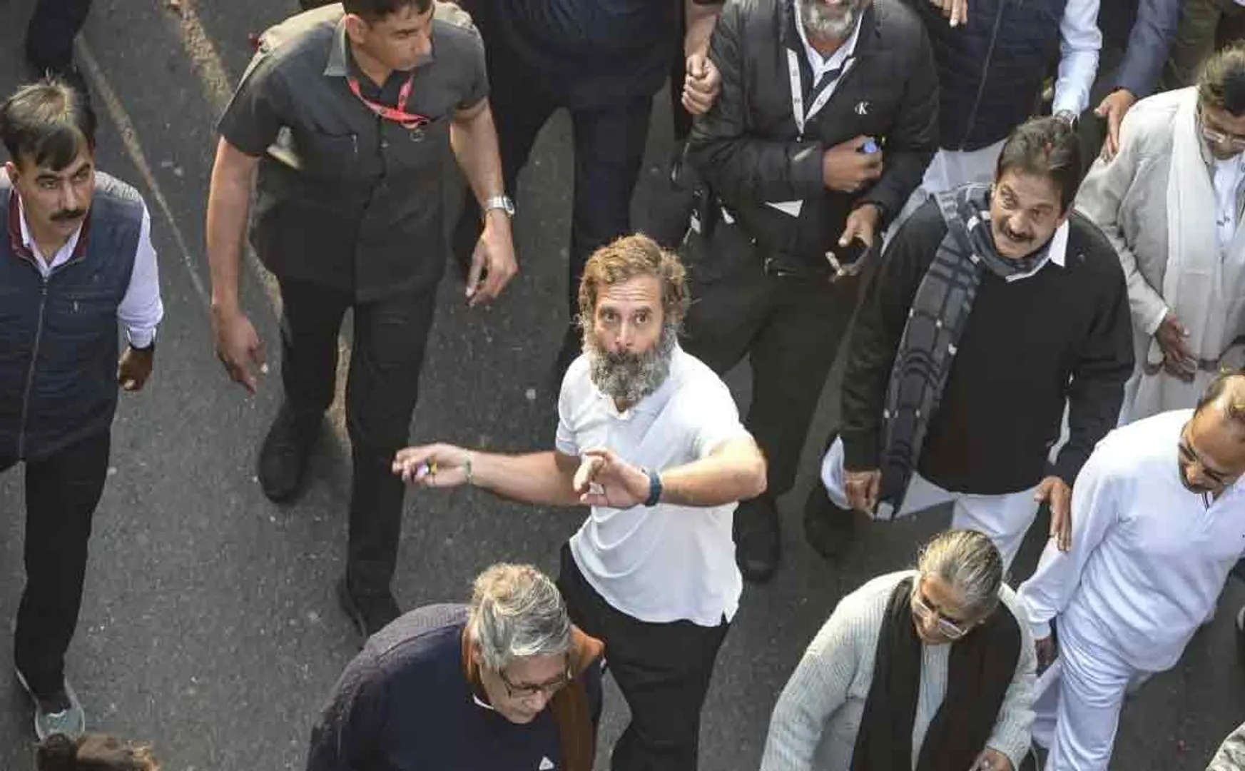 Rahul Gandhi - CRPF officials accused of violating norms in solidarity drive