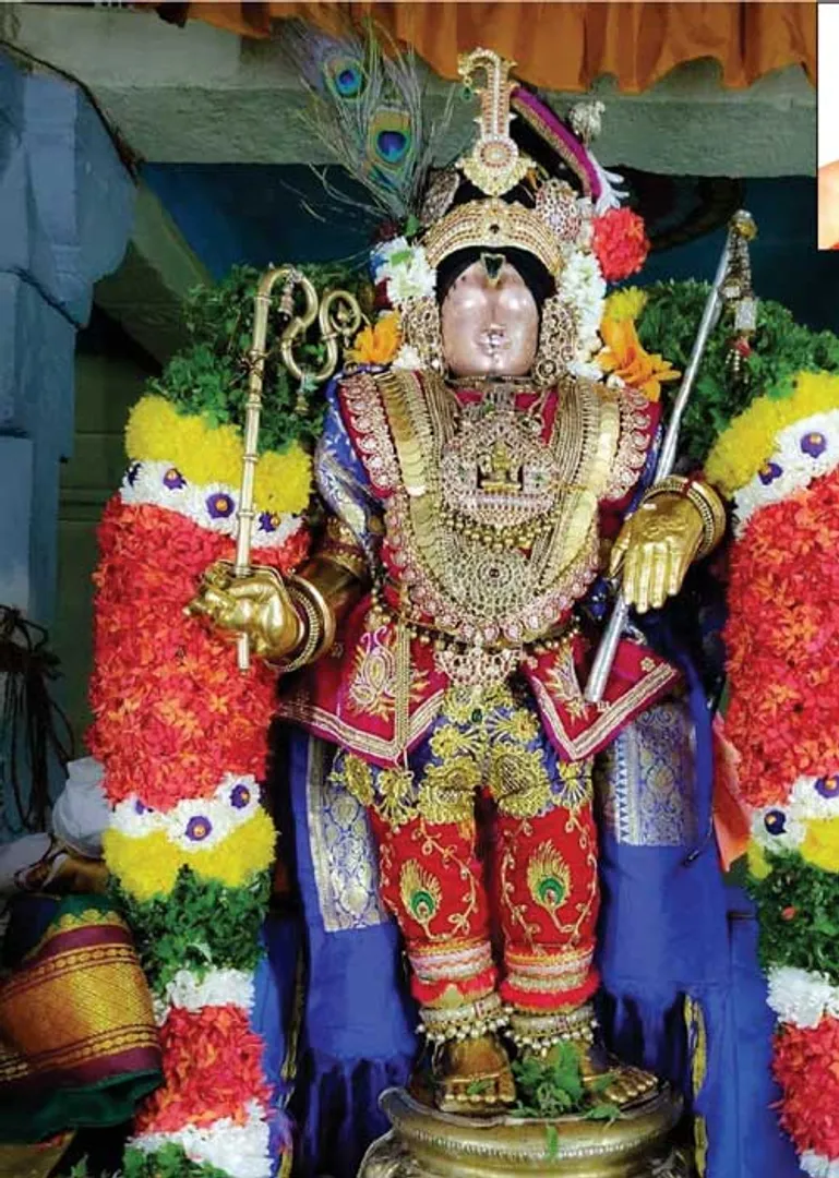 /idhalgal/om/mannargudi-gopalan-who-gives-birth-dr-ira-rajaswaran