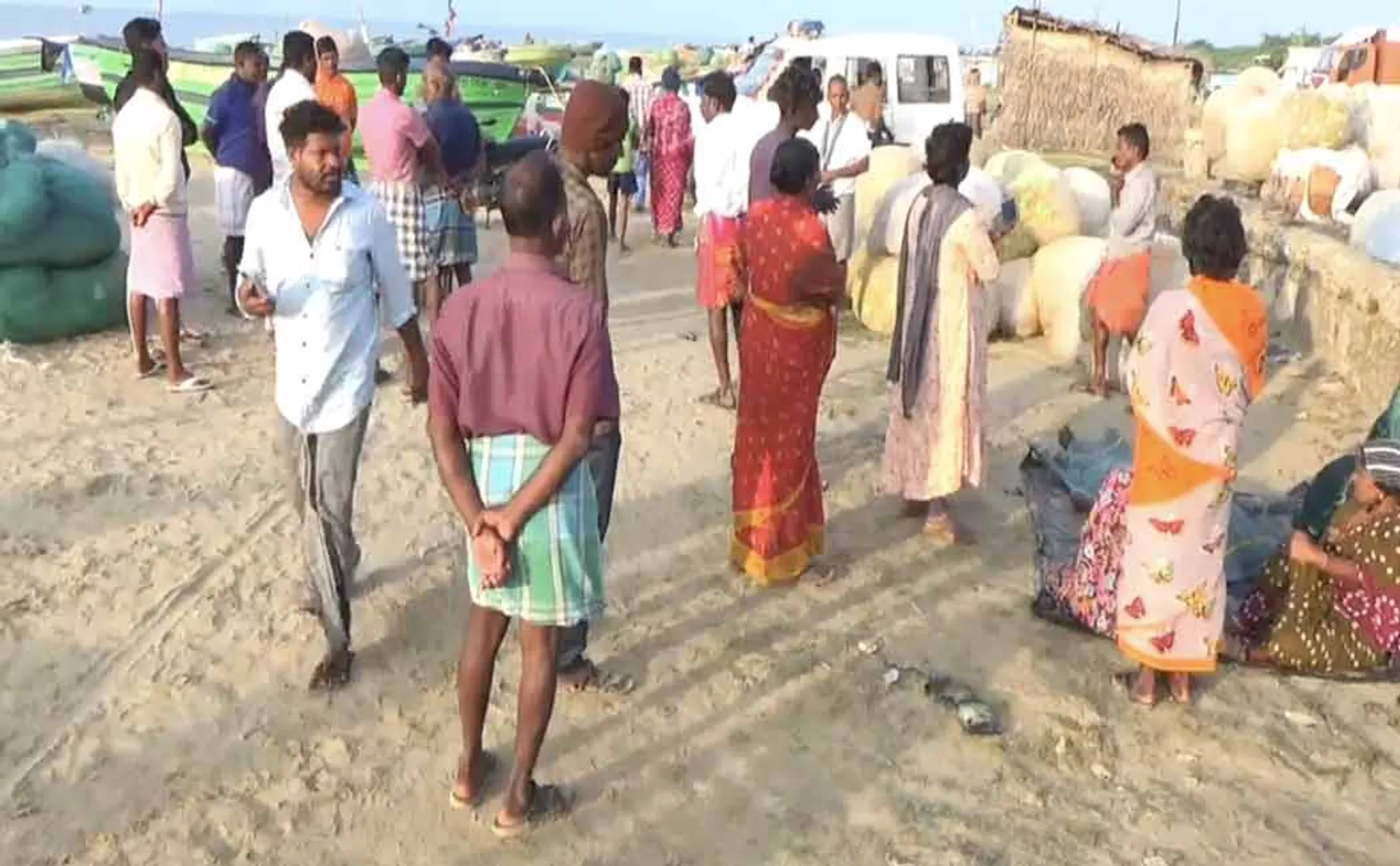 boat incident in vedharanyam in nagapatnaam district