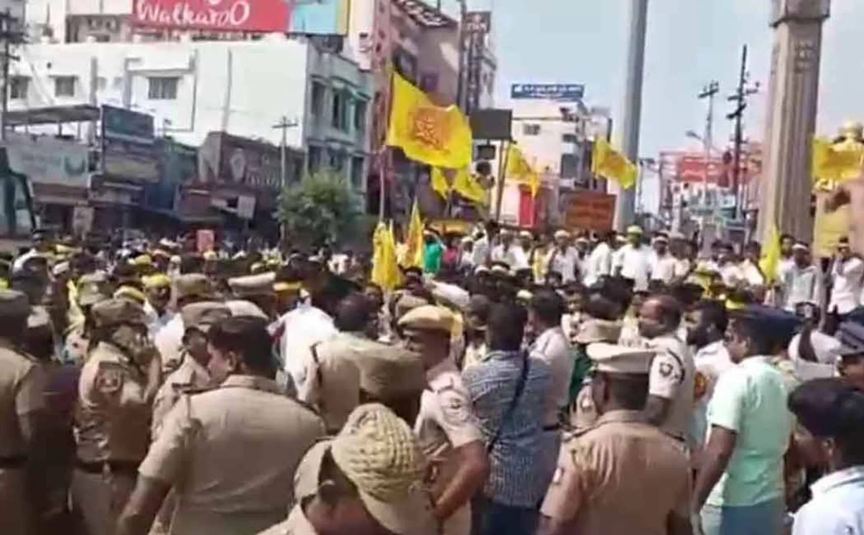 veerapandiya kattabomman birthday incident in karur district