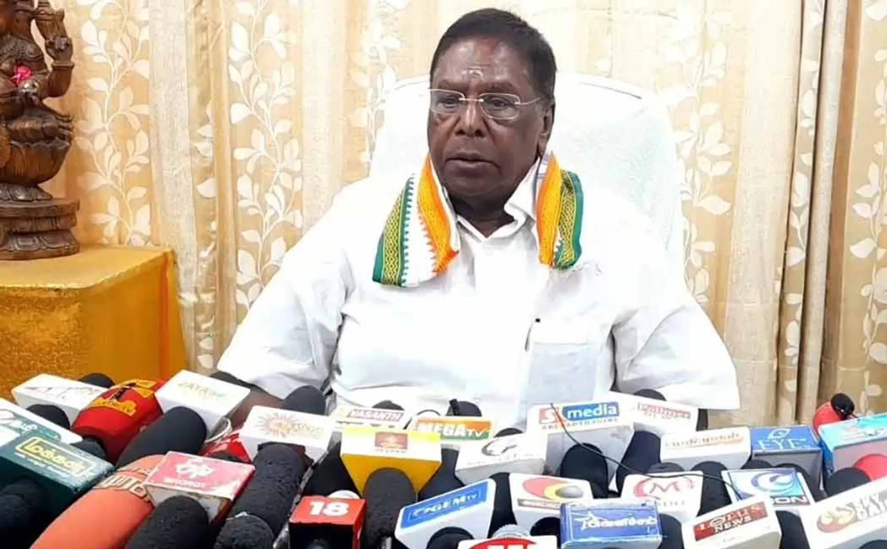 "Governor Ravi should be sacked" - Former Chief Minister Narayanasamy